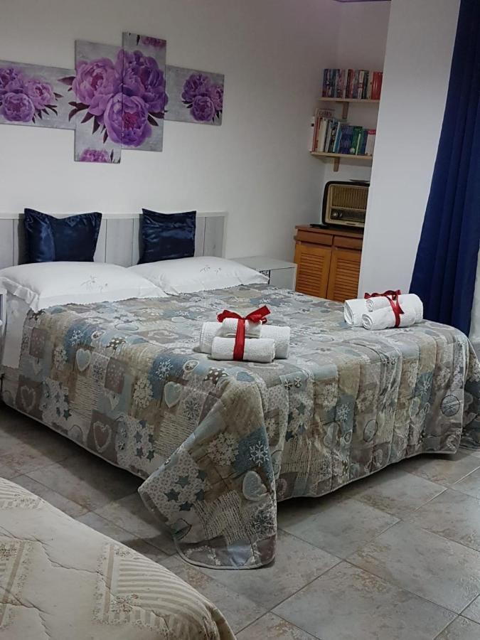 B&B Regina Elena Pignola Luaran gambar