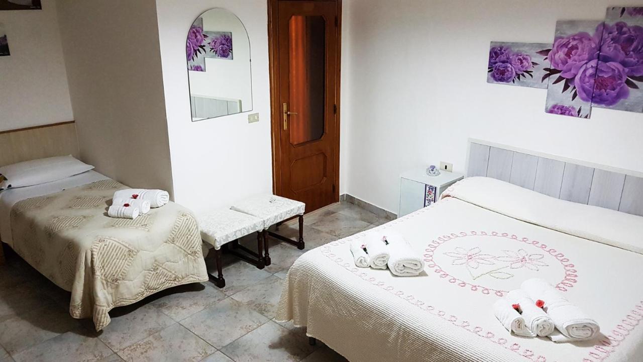 B&B Regina Elena Pignola Luaran gambar