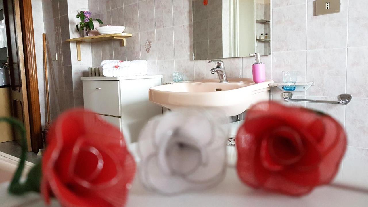 B&B Regina Elena Pignola Luaran gambar