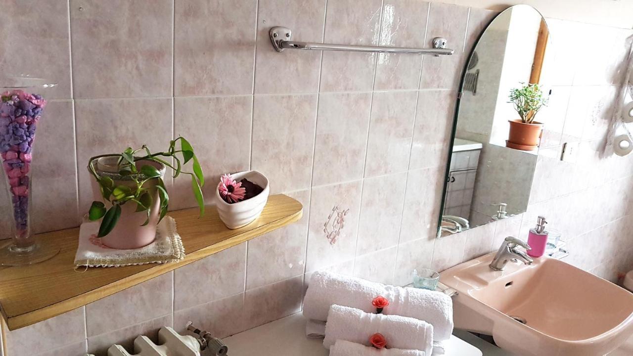 B&B Regina Elena Pignola Luaran gambar